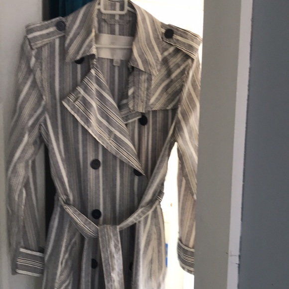 Coach Spring Trench coat - Picture 2 of 4